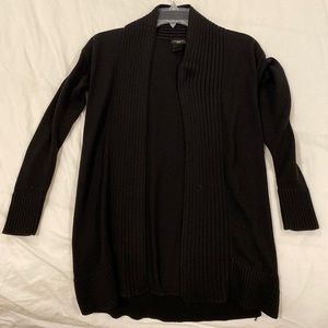 🌸4 for $20🌸 Ann Taylor XS Cardigan